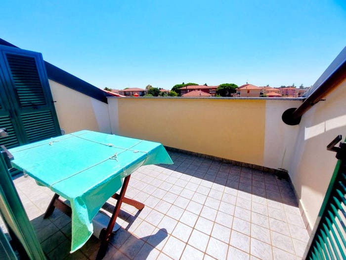 Appartamento trilocale in vendita in Via Ca' Rossa, Centro, Diano Marina