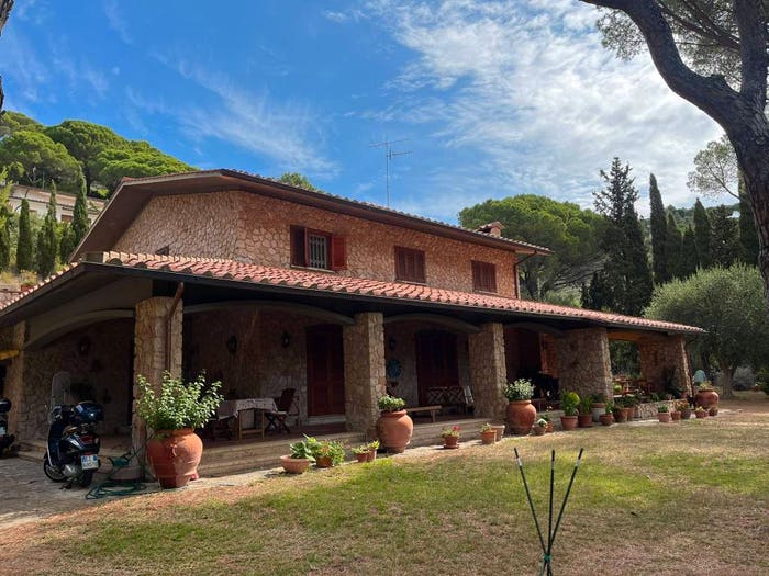 Casa con 6 locali in vendita in Viale Piemonte, Rocchette Roccamare Riva del Sole, Castiglione della Pescaia