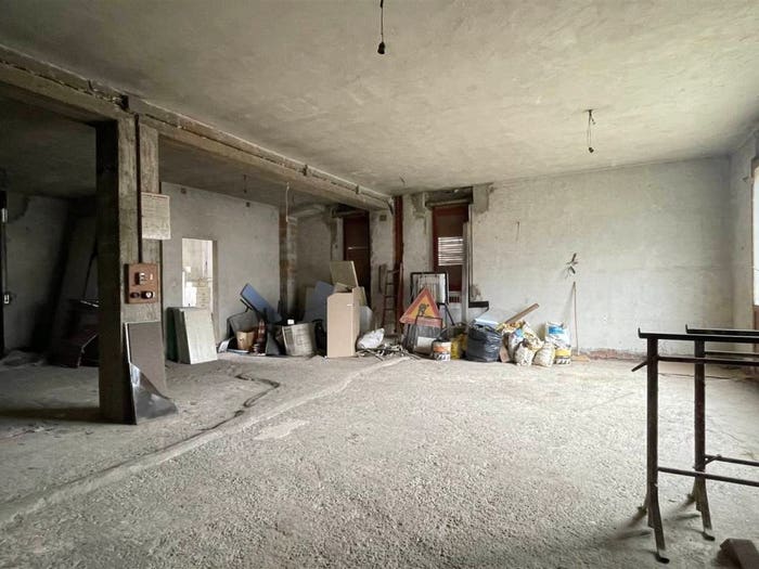 Appartamento con 5 locali in vendita in ss per genova, Corso Genova, Carbonara Scrivia
