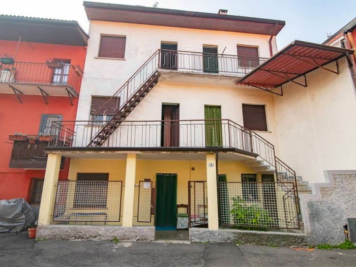 Casa trilocale in vendita in Vicolo Orefici, Boltiere
