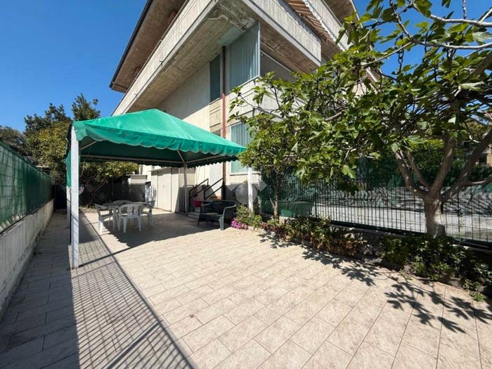Appartamento trilocale in vendita in Via Benedetto Croce, Centro, Alba Adriatica