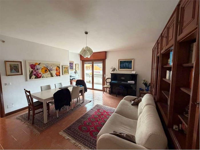 Appartamento quadrilocale in vendita in Via Caterina Percoto, Centro, Latisana