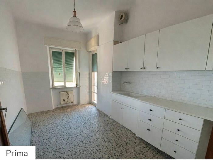 Appartamento trilocale in vendita in Via Andrea Costa, Le Grazie, Ancona