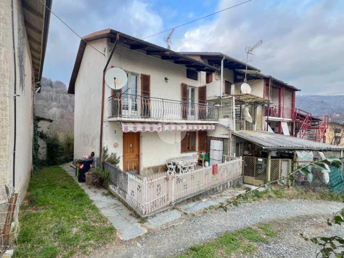 Casa quadrilocale in vendita in Strada Sant'Antonio, Centro, Corio