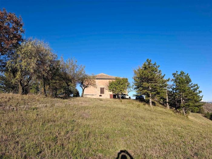 Casa con 6 locali in vendita in Monte San Pietro