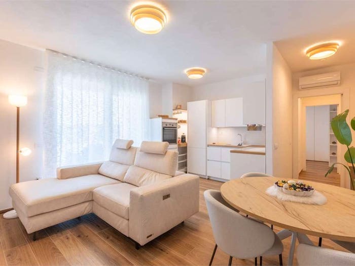 Appartamento trilocale in vendita in Via dei Valenzani, Monte Claro, Cagliari