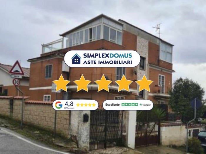 Appartamento quadrilocale in vendita in Via dei Tulipani, Lido dei Pini, Anzio
