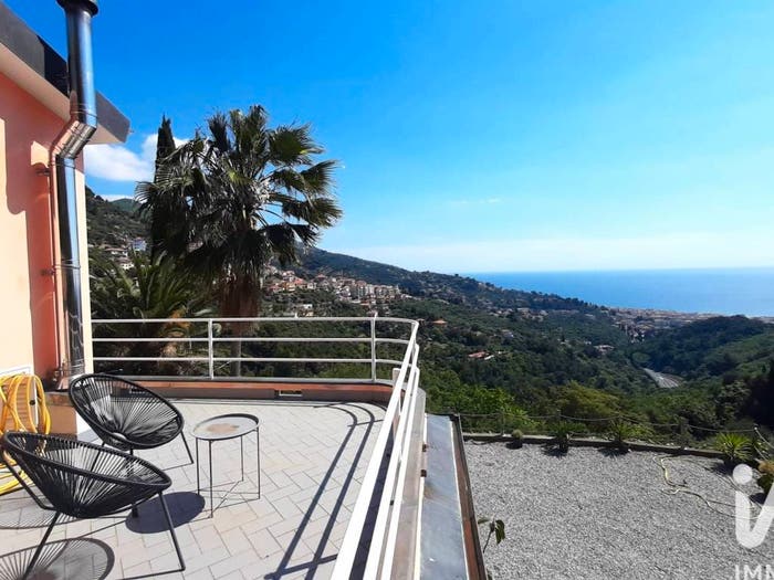Casa con 5 locali in vendita in Via Costa Lupara, Fenarina Via Neghelli Collina di Ponente, Alassio