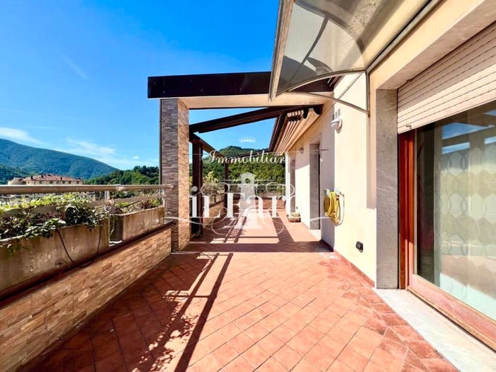 Appartamento con 5 locali in vendita in Via Resistenza, Centro, Aulla