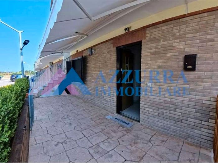 Appartamento trilocale in vendita in Montenero di Bisaccia