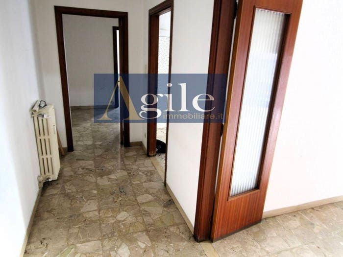 Appartamento trilocale in vendita in via salerno, Ascoli Piceno
