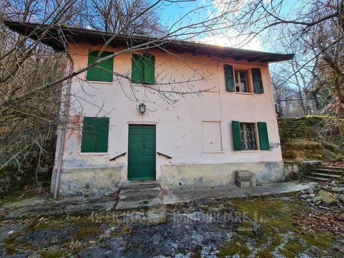 Casa con 5 locali in vendita in San Rocco, Colico