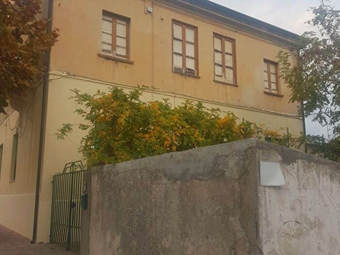 Appartamento con 5 locali in vendita in Viale delle Rimembranze, Gioiosa Ionica