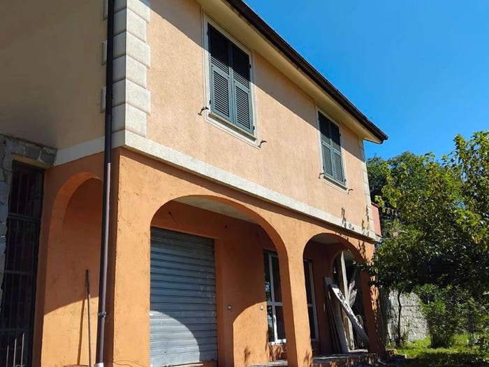 Casa trilocale in vendita in Pannesi, Lumarzo