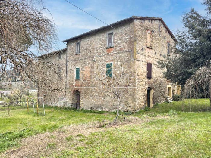 Casa con 6 locali in vendita in Via San Casciano, Modigliana