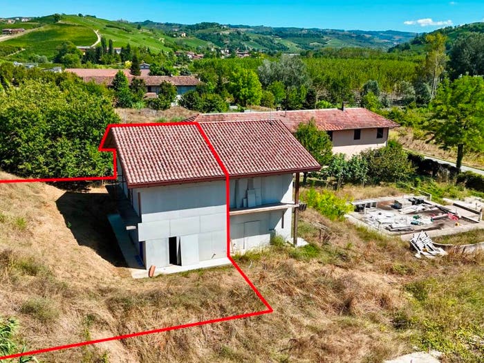 Casa con 5 locali in vendita in Via Valle Talloria, Grinzane Cavour