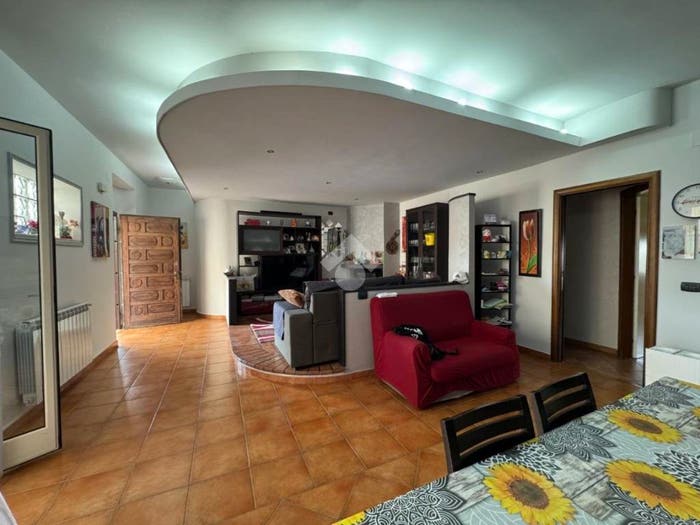 Casa con 6 locali in vendita in Viale Cannatello, San Leone Villaseta Villaggio, Agrigento