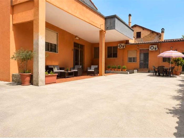 Casa trilocale in vendita in Vico Nuoro I, Centro, Maracalagonis
