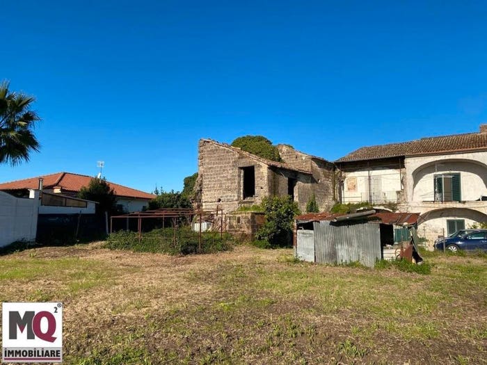Casa con 5 locali in vendita in Via Brezza, Capua