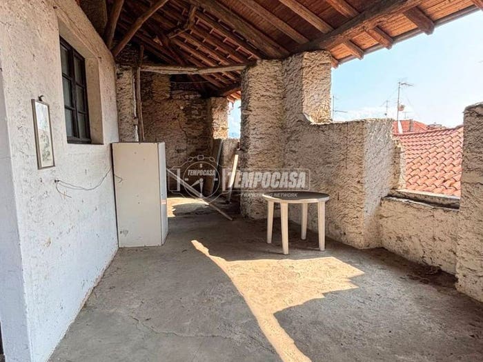 Casa trilocale in vendita in Via Umberto I, Centro, Massino Visconti