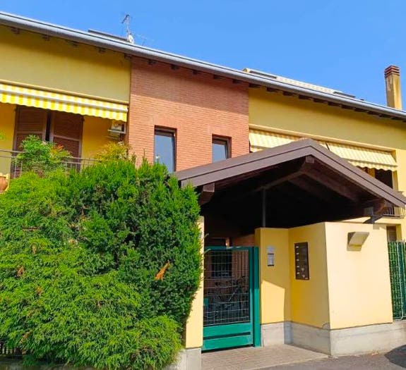 Appartamento quadrilocale in vendita in Via Edmondo De Amicis, Centro, Cuggiono