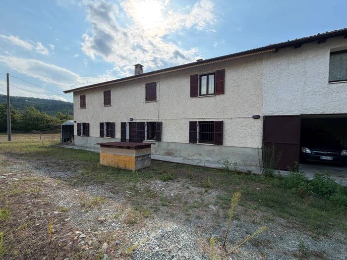 Appartamento quadrilocale in vendita in Località Casazze, Merana