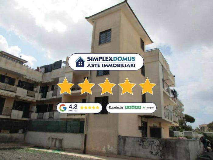 Appartamento quadrilocale in vendita in via delle Ginestre, Melito di Napoli