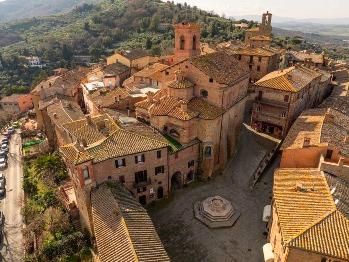 Appartamento con 5 locali in vendita in Piazza Umberto I, Centro, Panicale