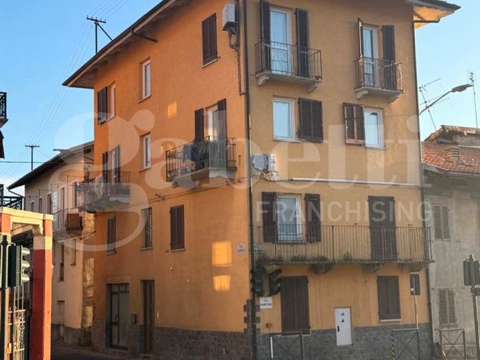 Appartamento quadrilocale in vendita in Via Giuseppe Garibaldi A, Pralungo