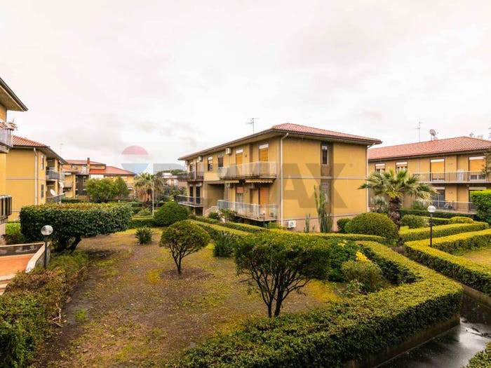 Appartamento con 5 locali in vendita in Via Bruno Monterosso, Ballo Cibele, Catania