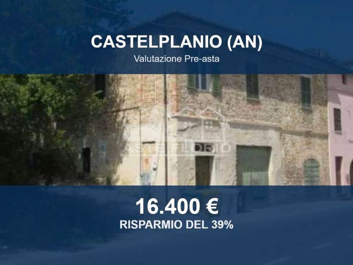 Casa con 6 locali in vendita in Via Clementina Borgo Loreto null, Del Borgo, Castelplanio
