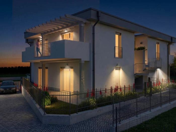 Appartamento quadrilocale in vendita in Via Alberico Testi, Centro, Castelnuovo del Garda