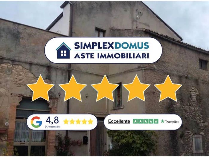 Appartamento con 6 locali in vendita in Piazza Armando Lombardi, Centro, Cercepiccola