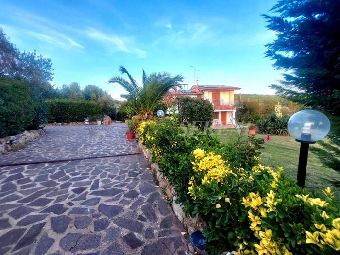 Casa con 6 locali in vendita in Località Valle Onesta, Area Rurale Poggio Tre Cancelli, Follonica