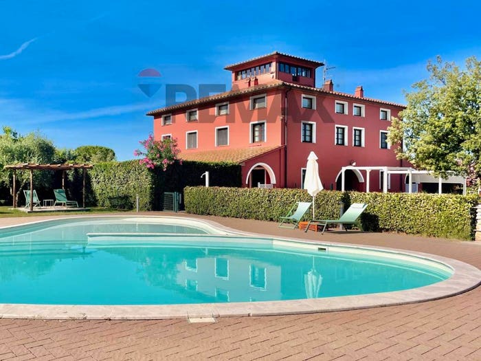 Casa con 6 locali in vendita in Donoratico, Castagneto Carducci