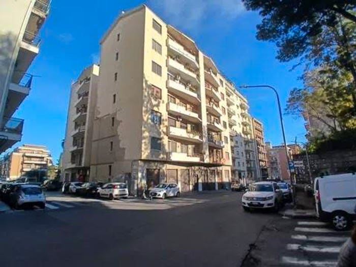 Appartamento con 5 locali in vendita in Via Fimia, Vulcania Sanzio, Catania