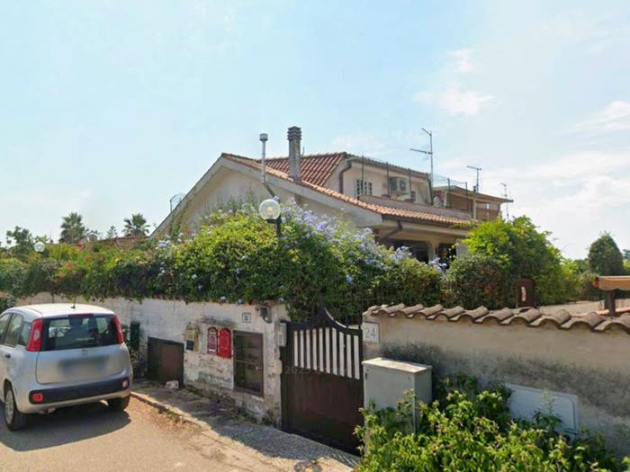 Casa con 5 locali in vendita in Via Urbino, Nuova Florida, Ardea