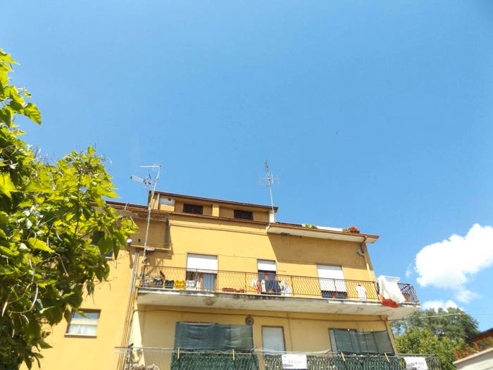Appartamento trilocale in vendita in Via Aquila, Centro, Carsoli