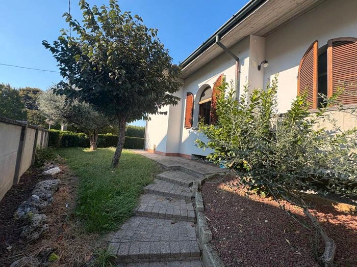 Casa con 5 locali in vendita in Centro, Inzago