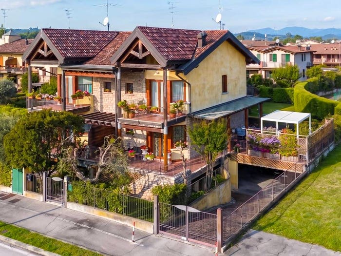 Casa con 6 locali in vendita in Via Centenaro, Entroterra, Desenzano del Garda