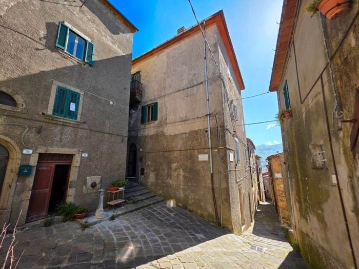 Appartamento quadrilocale in vendita in via Apparitella, Montelaterone, Arcidosso