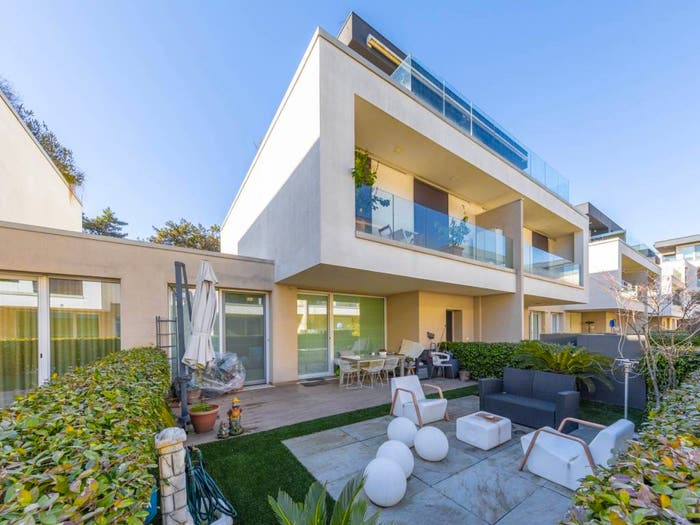 Casa trilocale in vendita in Via Calizzano, Comasina, Milano