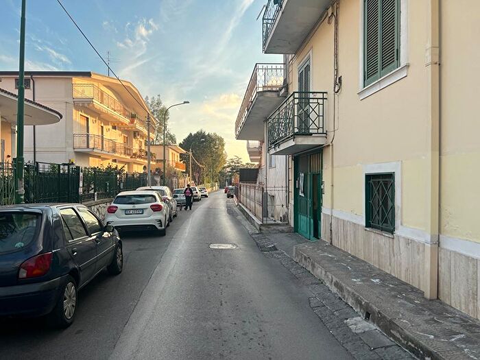 Appartamento con 5 locali in vendita in Via Ferdinando Scala, San Paolo Bel Sito