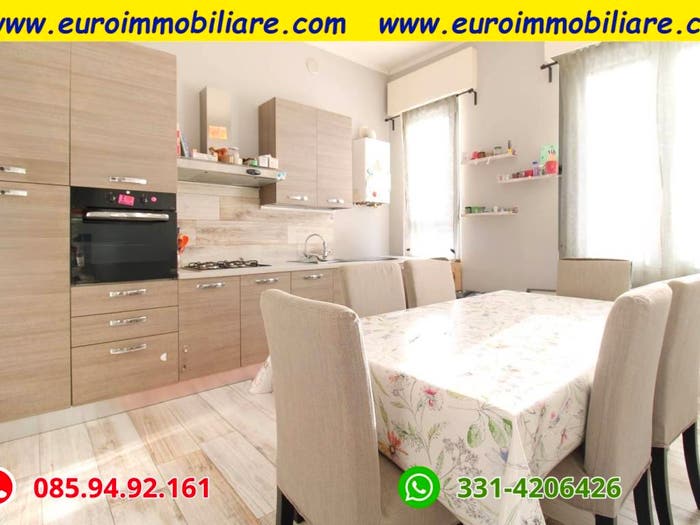 Appartamento trilocale in vendita in Via Antonio Gramsci, Centro, Pineto