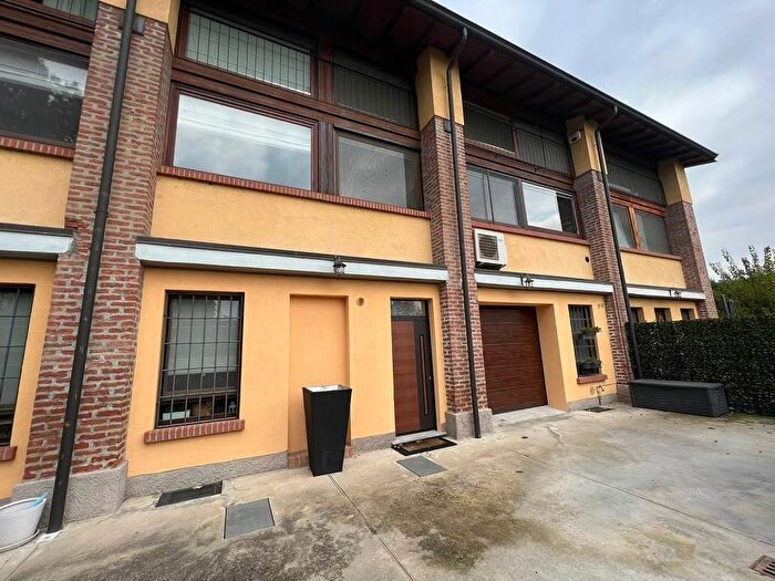 Casa quadrilocale in vendita in Cascina Incantonata, Revellino Campo Marte, Lodi
