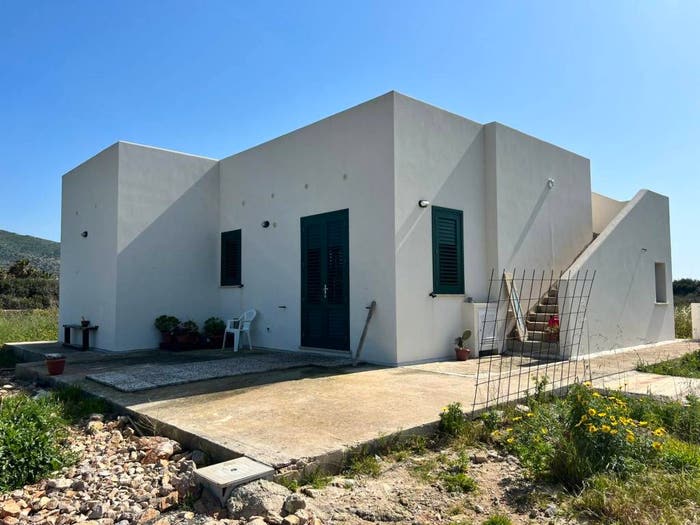 Casa quadrilocale in vendita in Strada Comunale Punta di Ferro, Favignana
