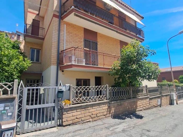Appartamento quadrilocale in vendita in Via Monti Lepini, Monterotondo Scalo, Monterotondo