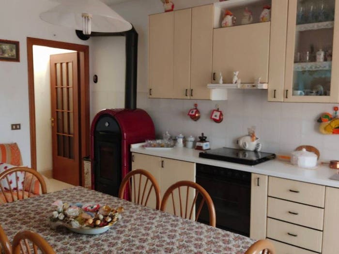 Casa con 6 locali in vendita in CORBOLA Via Nuova, Corbola