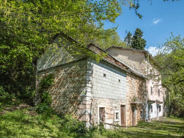 Casa con 5 locali in vendita in via case nuove, Centro, Bosco Chiesanuova
