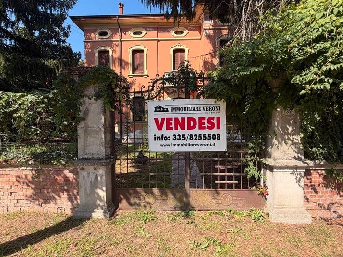 Casa con 6 locali in vendita in Centro, Bagnolo San Vito